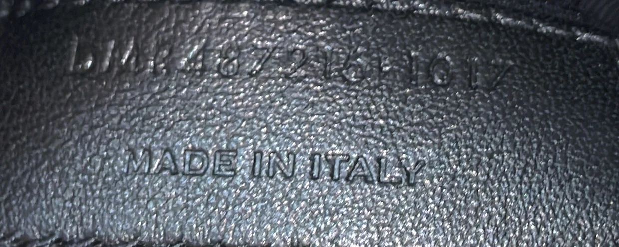 Loulou Shoulder Bag Matelasse Chevron Leather Medium - Deep Luxury