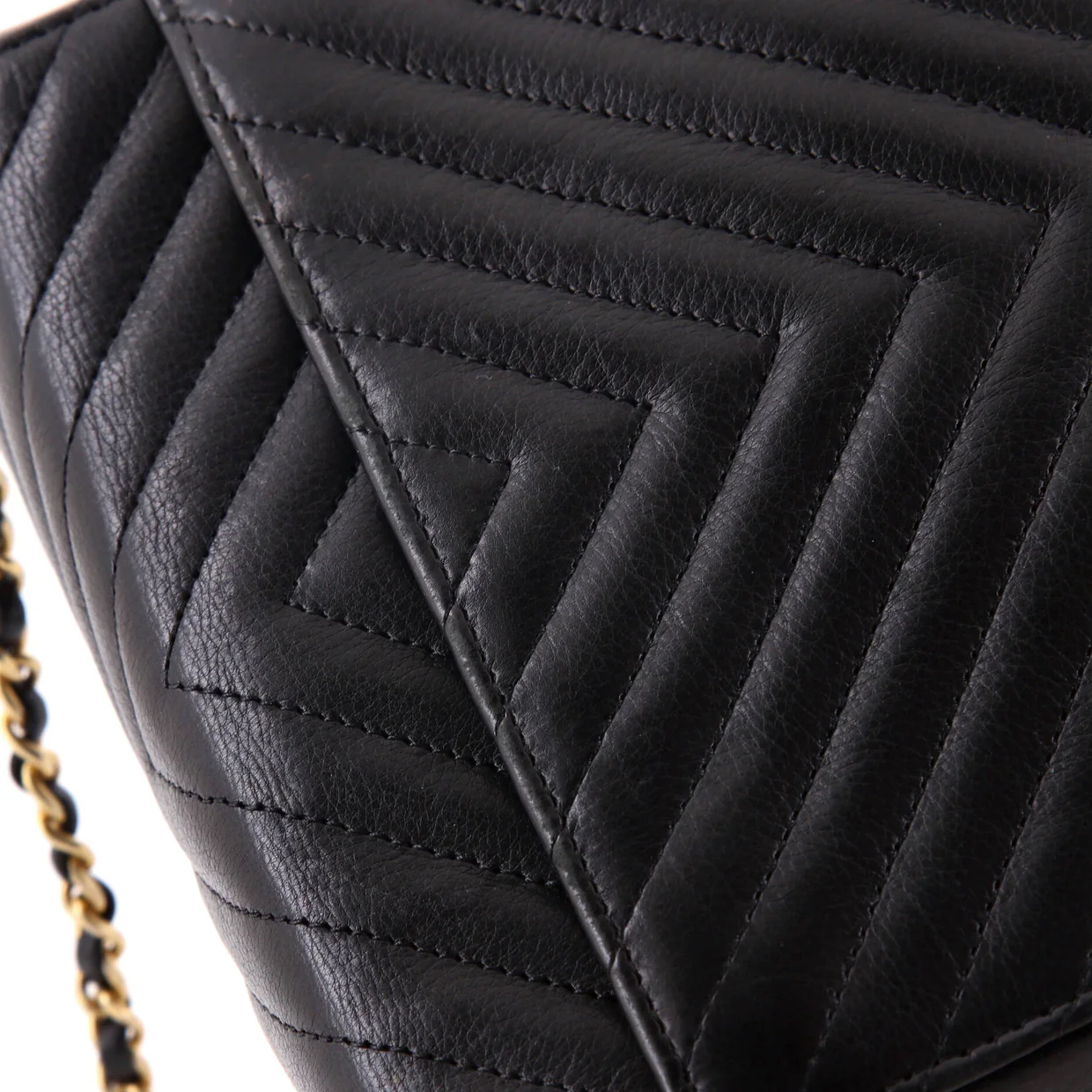 Rock the Corner Minaudiere Chevron Calfskin - Deep Luxury