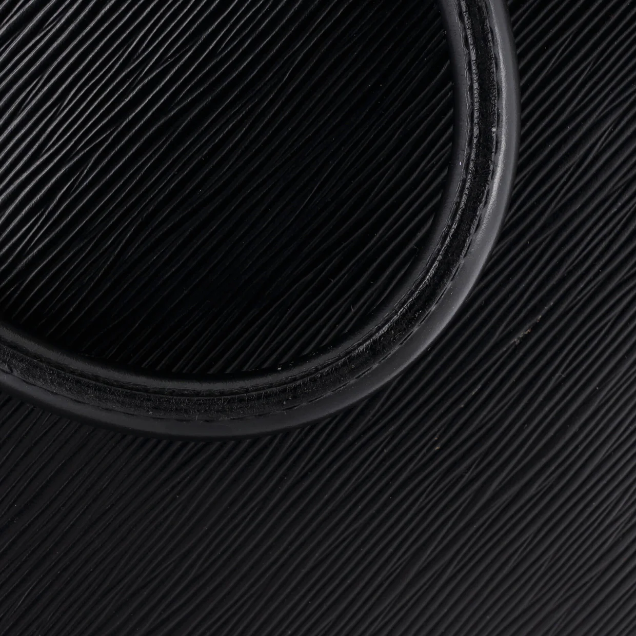 Speedy Handbag Epi Leather 30 - Deep Luxury