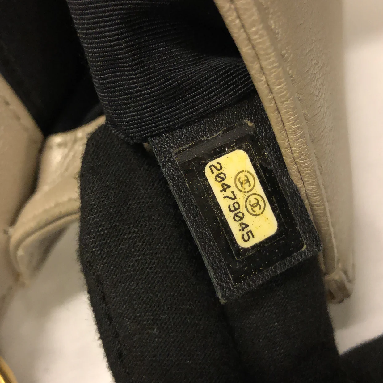 Boy Flap Bag Scaled Lambskin Small - Deep Luxury