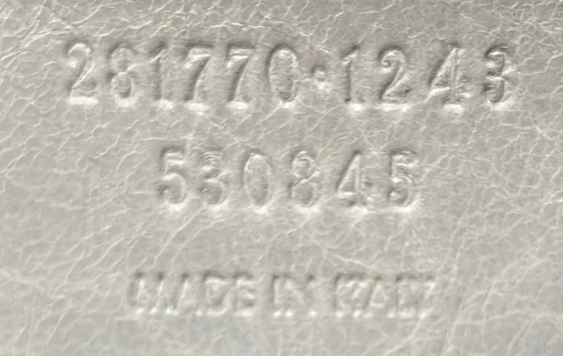 City Giant Studs Bag Leather Medium - Deep Luxury