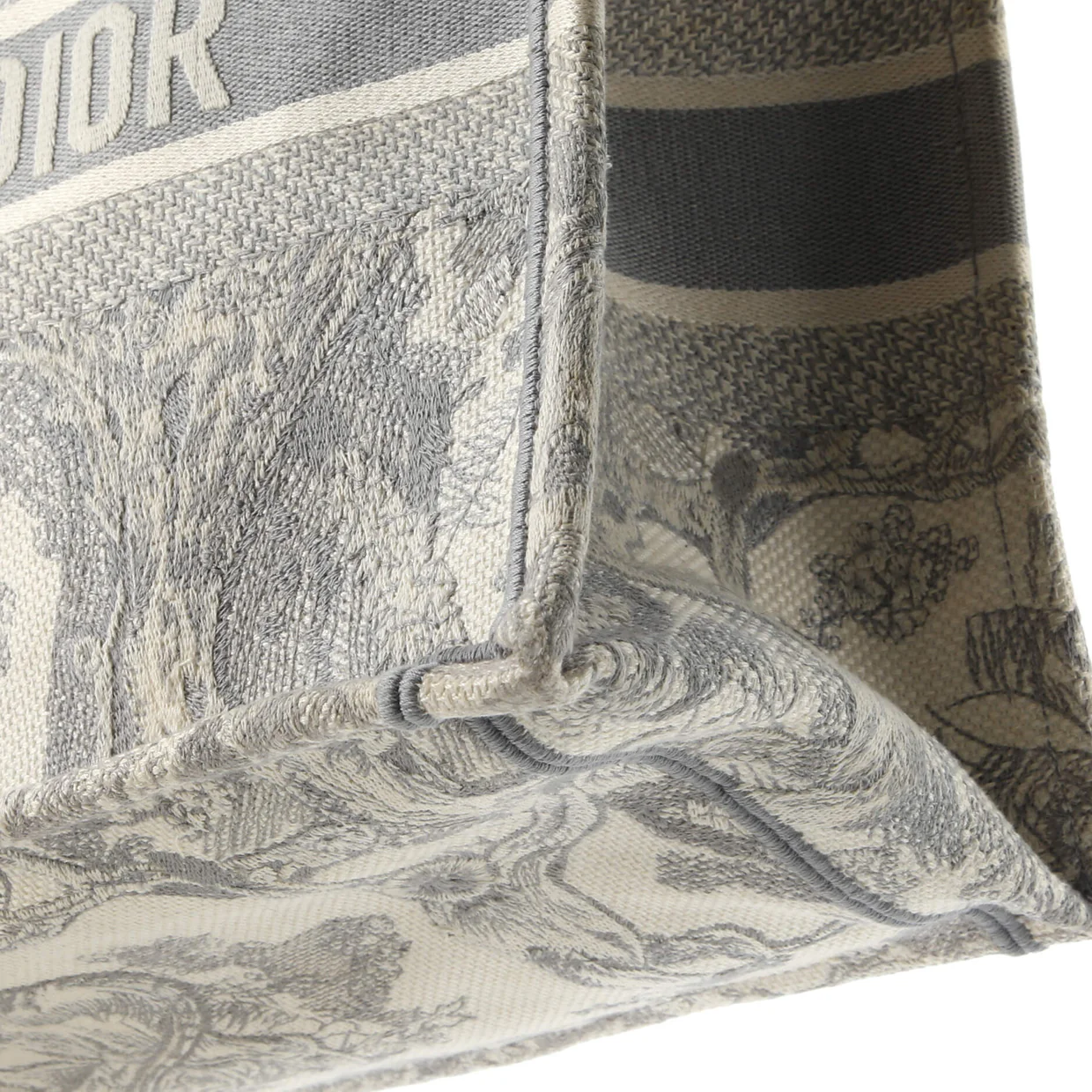 Book Tote Embroidered Canvas Medium - Deep Luxury