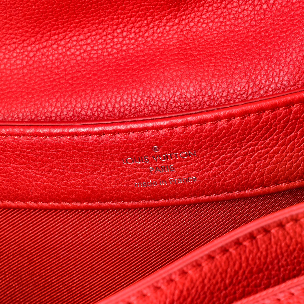 Lockme II Handbag Leather BB - Deep Luxury