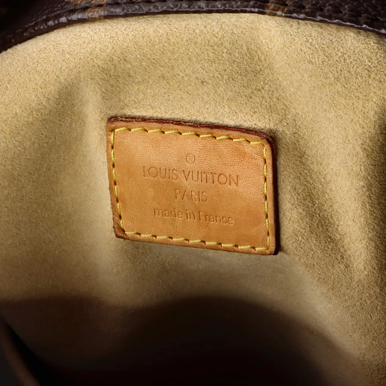 Artsy Handbag Monogram Canvas MM - Deep Luxury