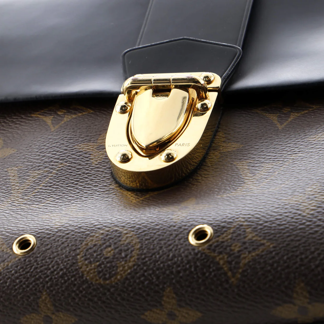 One Handle Flap Bag Monogram Canvas and Leather MM - Deep Luxury