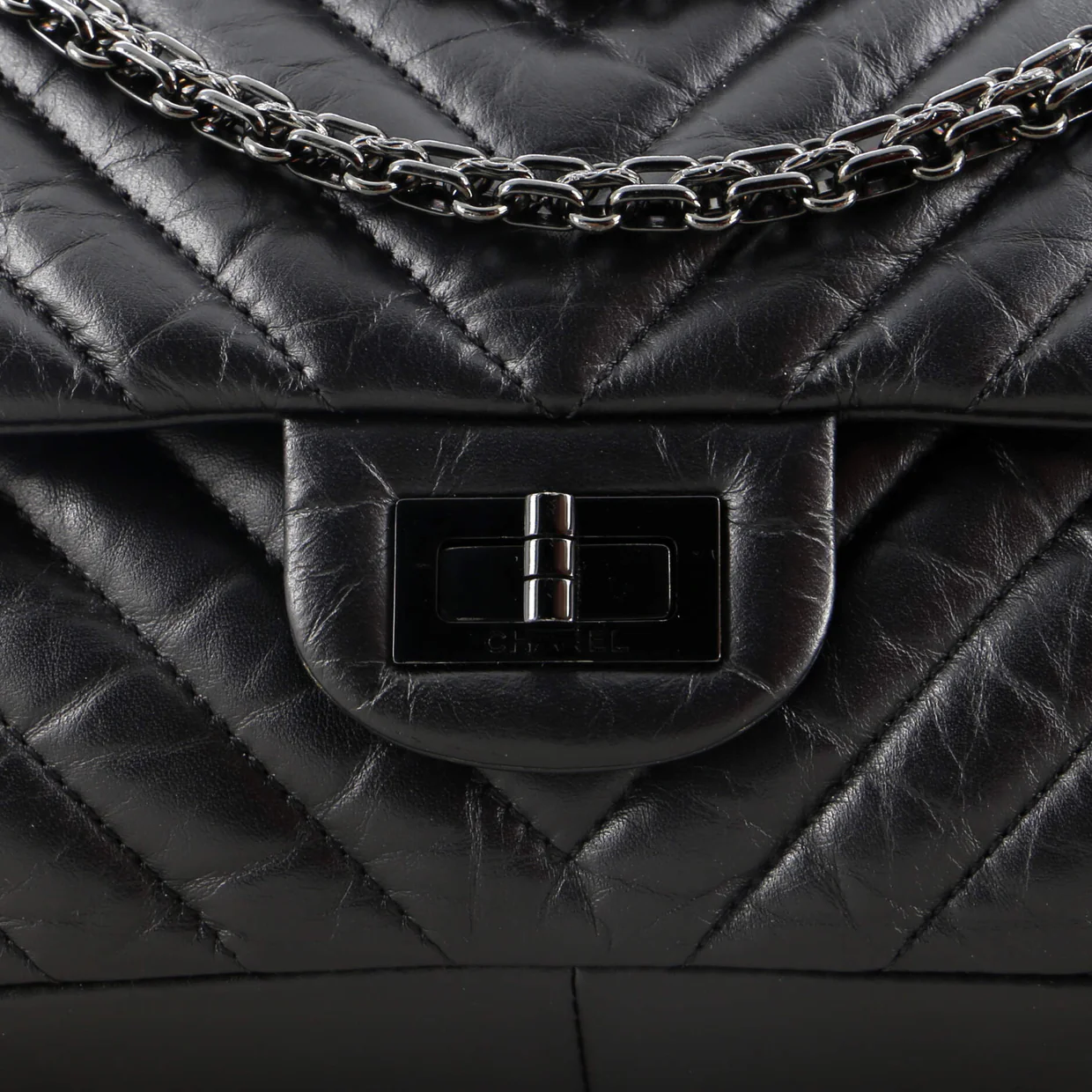 So Black Reissue 2.55 Flap Bag Chevron Aged Calfskin 226 - Deep Luxury