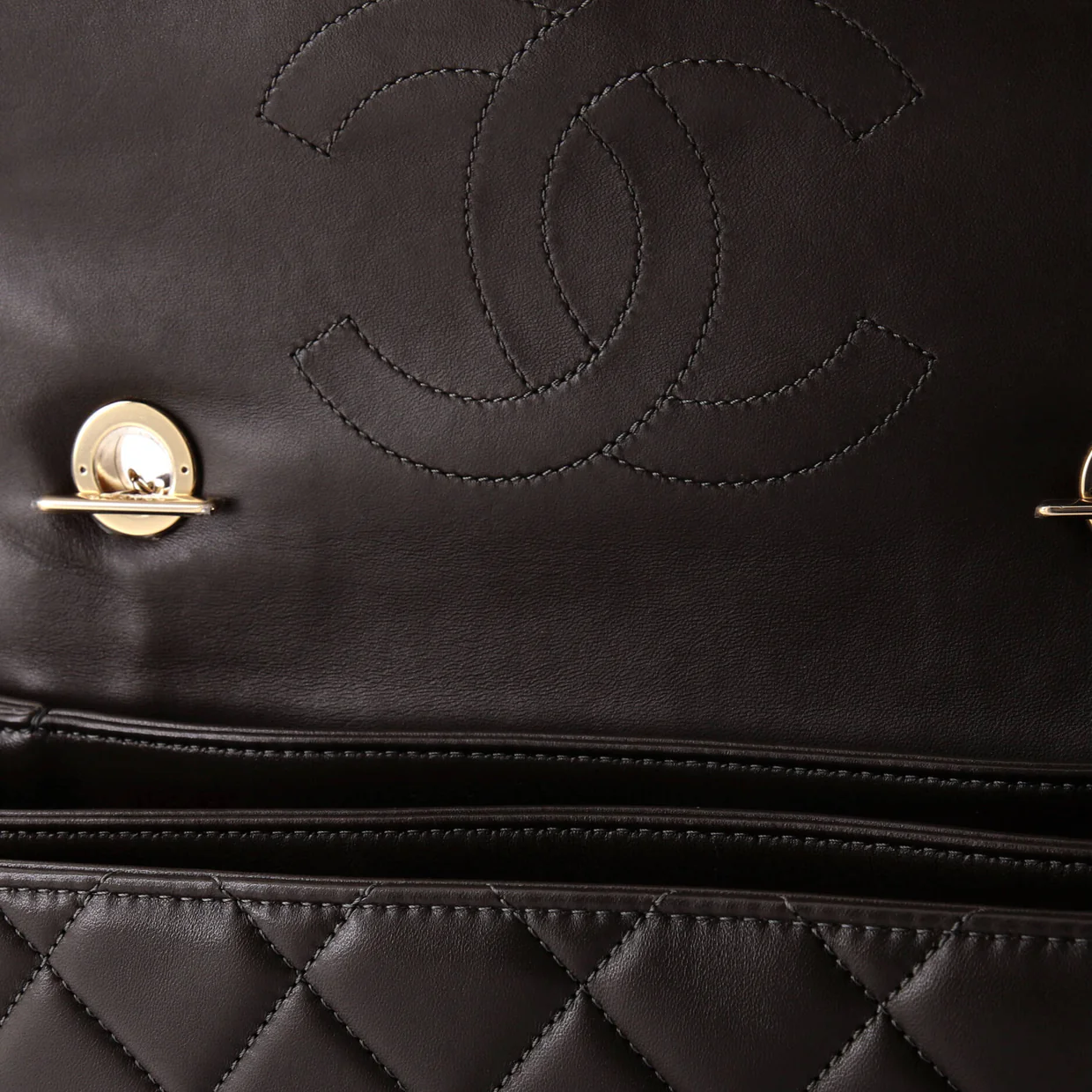 Trendy CC Top Handle Bag Quilted Lambskin Medium - Deep Luxury