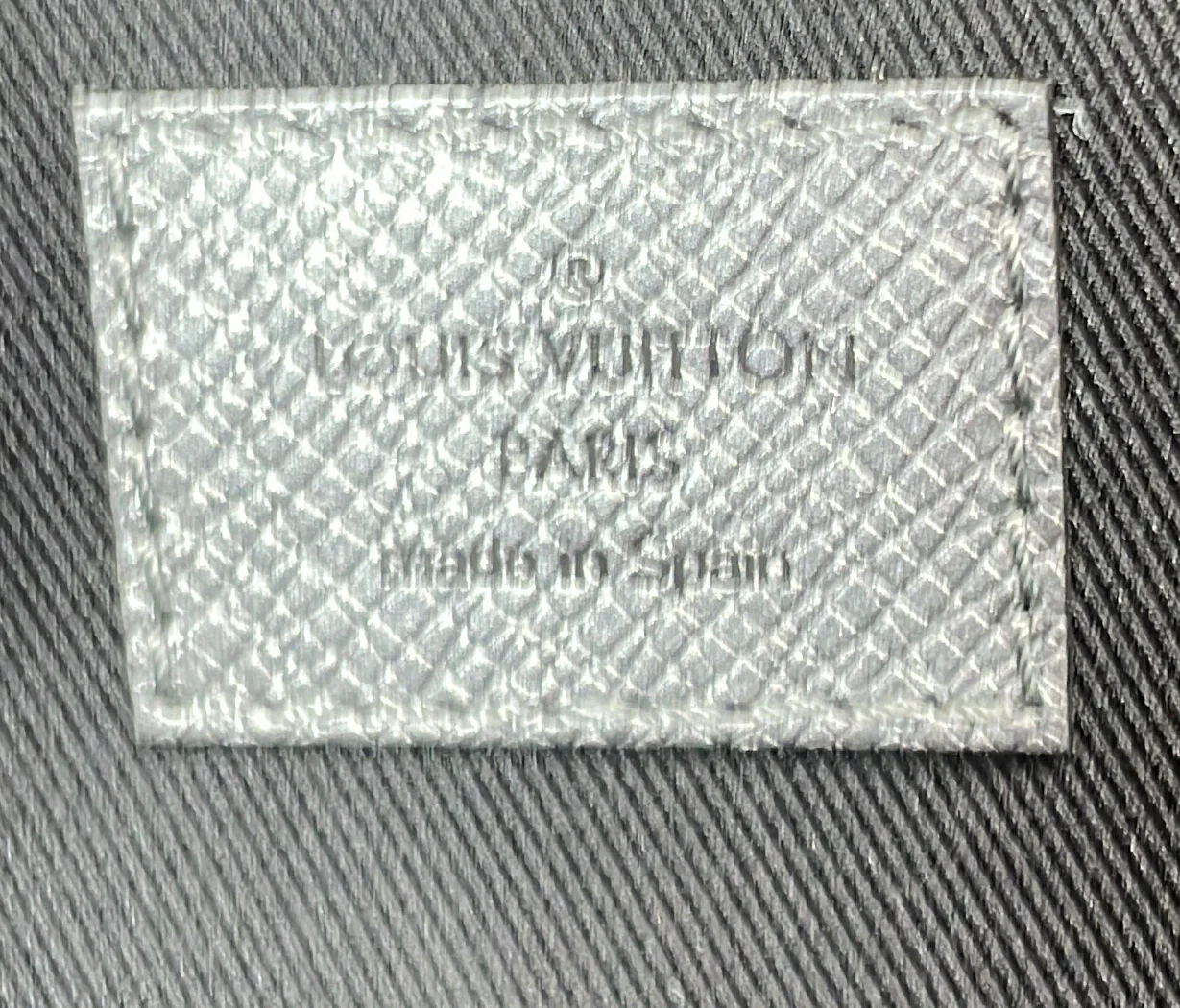 Outdoor Slingbag Monogram Taigarama - Deep Luxury