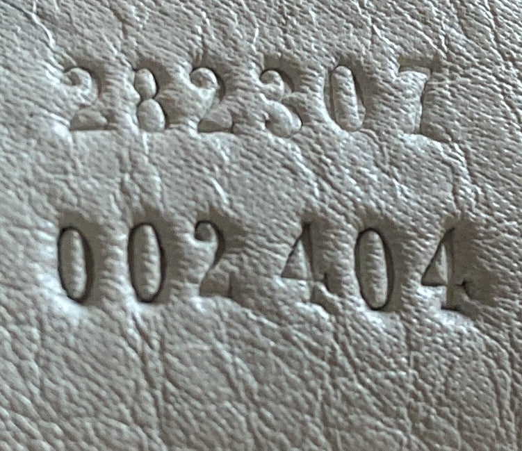 Soho Zip Tote Leather Small - Deep Luxury