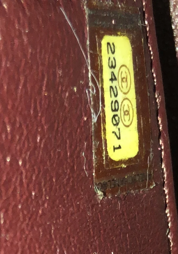 Business Affinity Flap Bag Quilted Caviar Small - Deep Luxury