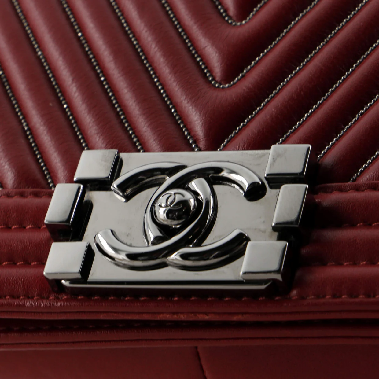 Boy Flap Bag Chevron Calfskin with Micro Chain Detail Old Medium - Deep Luxury