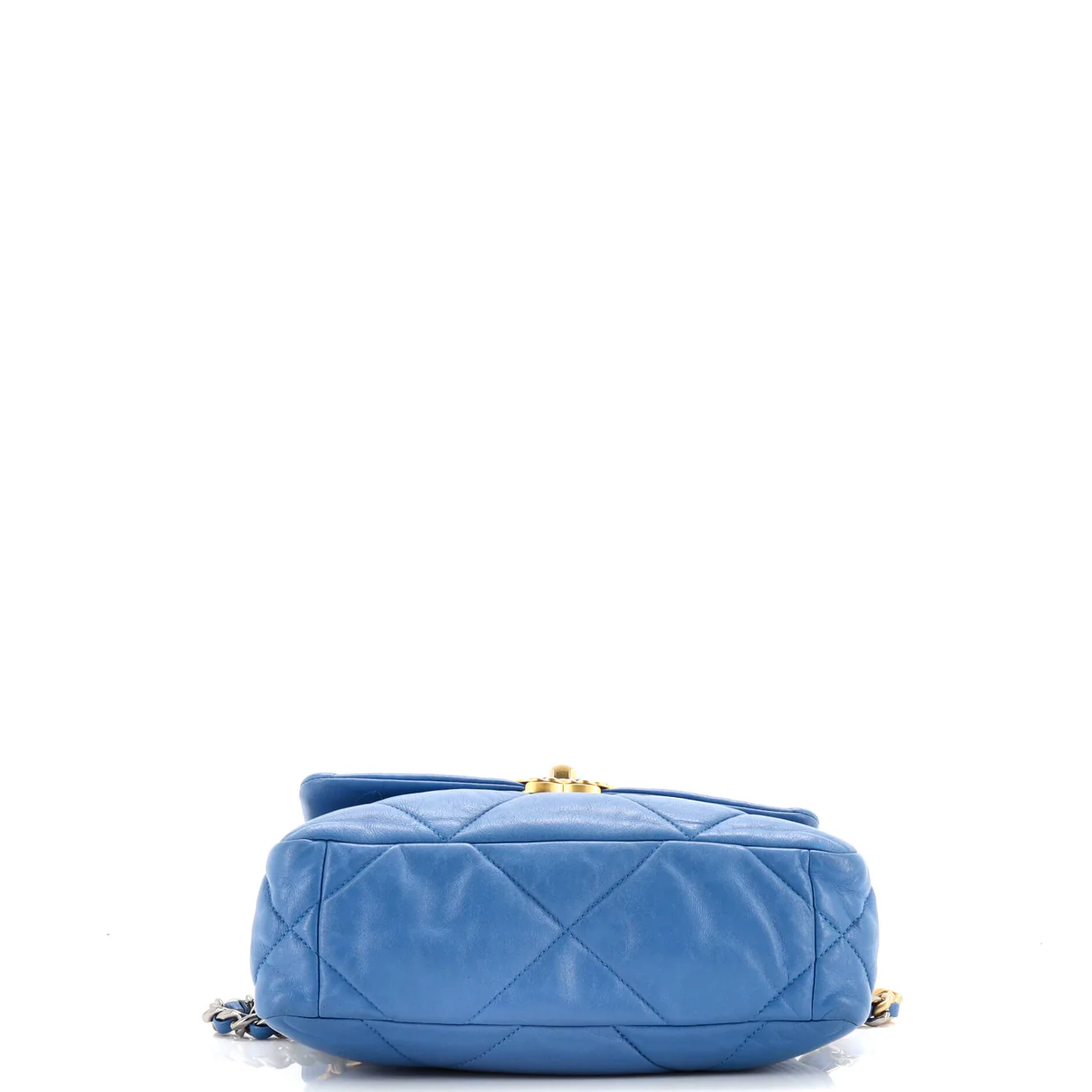 19 Flap Bag Quilted Leather Medium - Deep Luxury