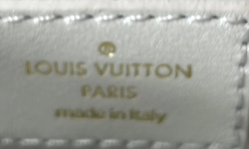 New Wave Chain Bag NM Quilted Leather MM - Deep Luxury