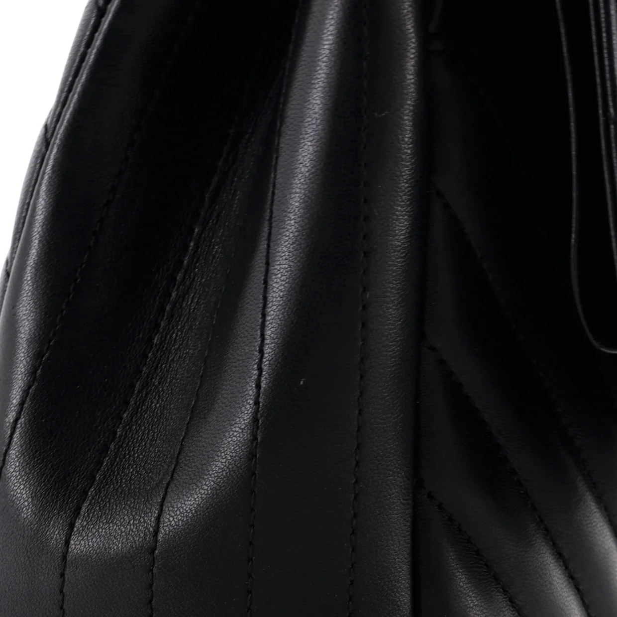 Classic Double Flap Bag Chevron Lambskin Jumbo - Deep Luxury