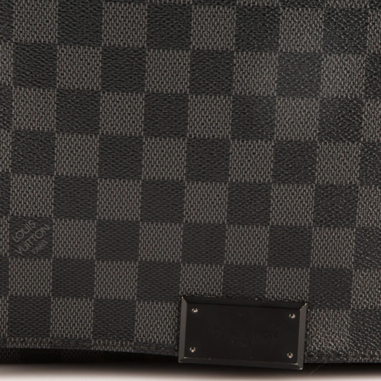 District Messenger Bag Damier Graphite MM - Deep Luxury