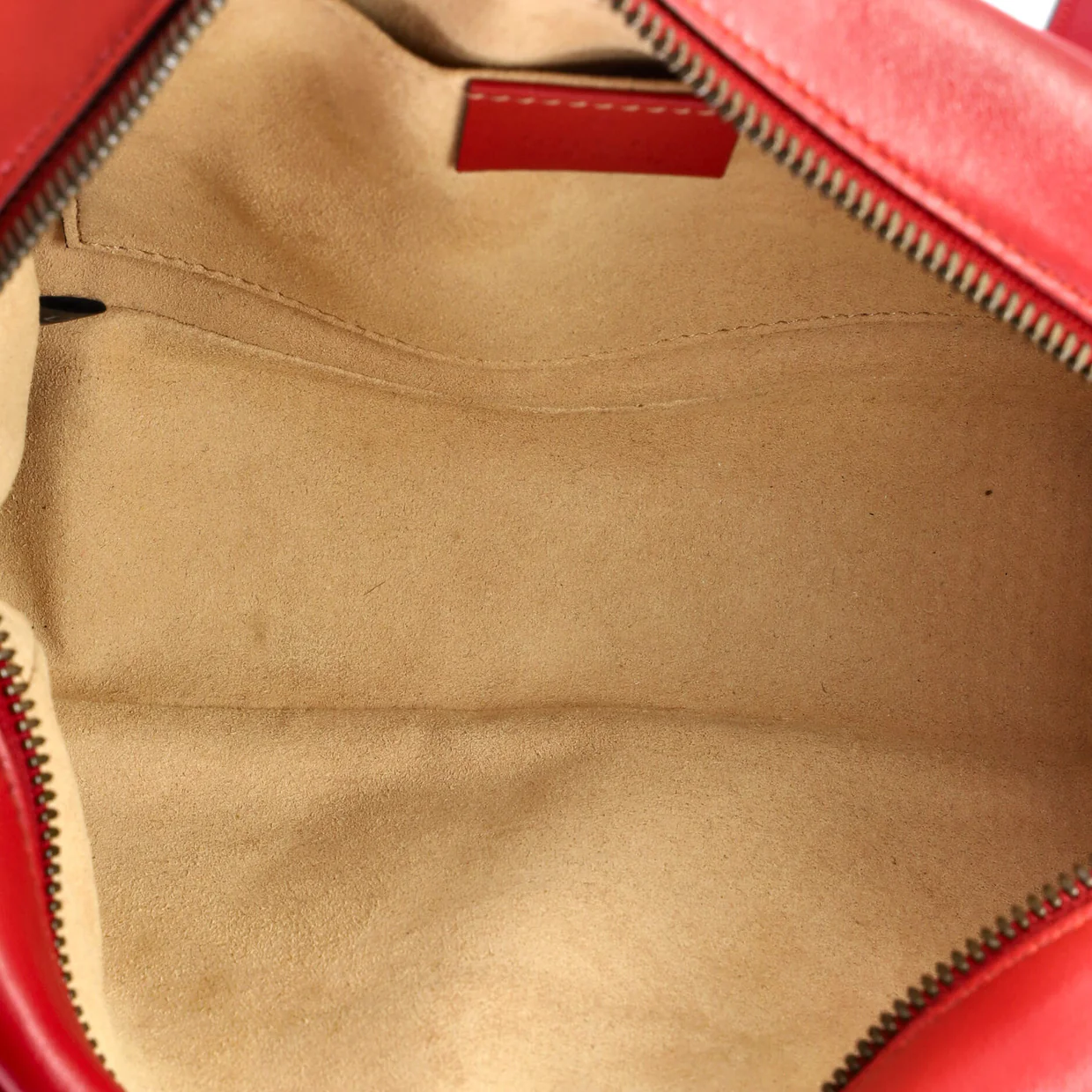 GG Marmont Shoulder Bag Matelasse Leather Small - Deep Luxury