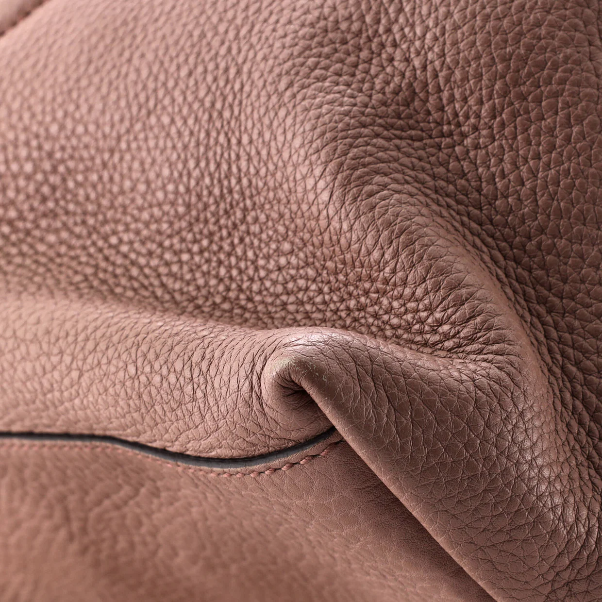 Soho Chain Strap Shoulder Bag Leather Medium - Deep Luxury