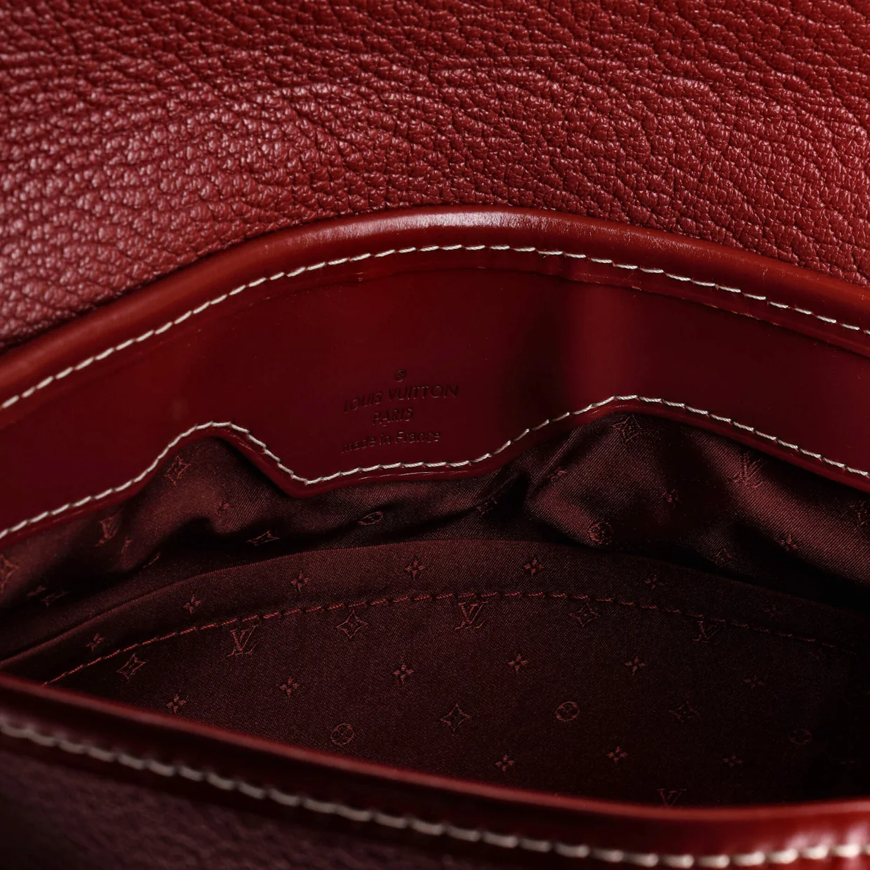 Suhali L'Essentiel Handbag Leather - Deep Luxury