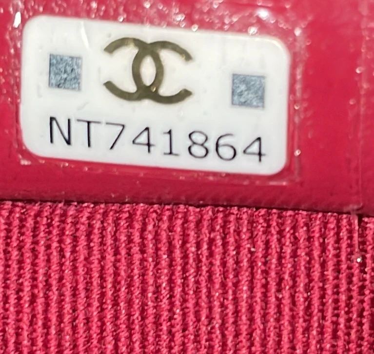 Twist Your Buttons Drawstring Bucket Bag Quilted Caviar Mini - Deep Luxury