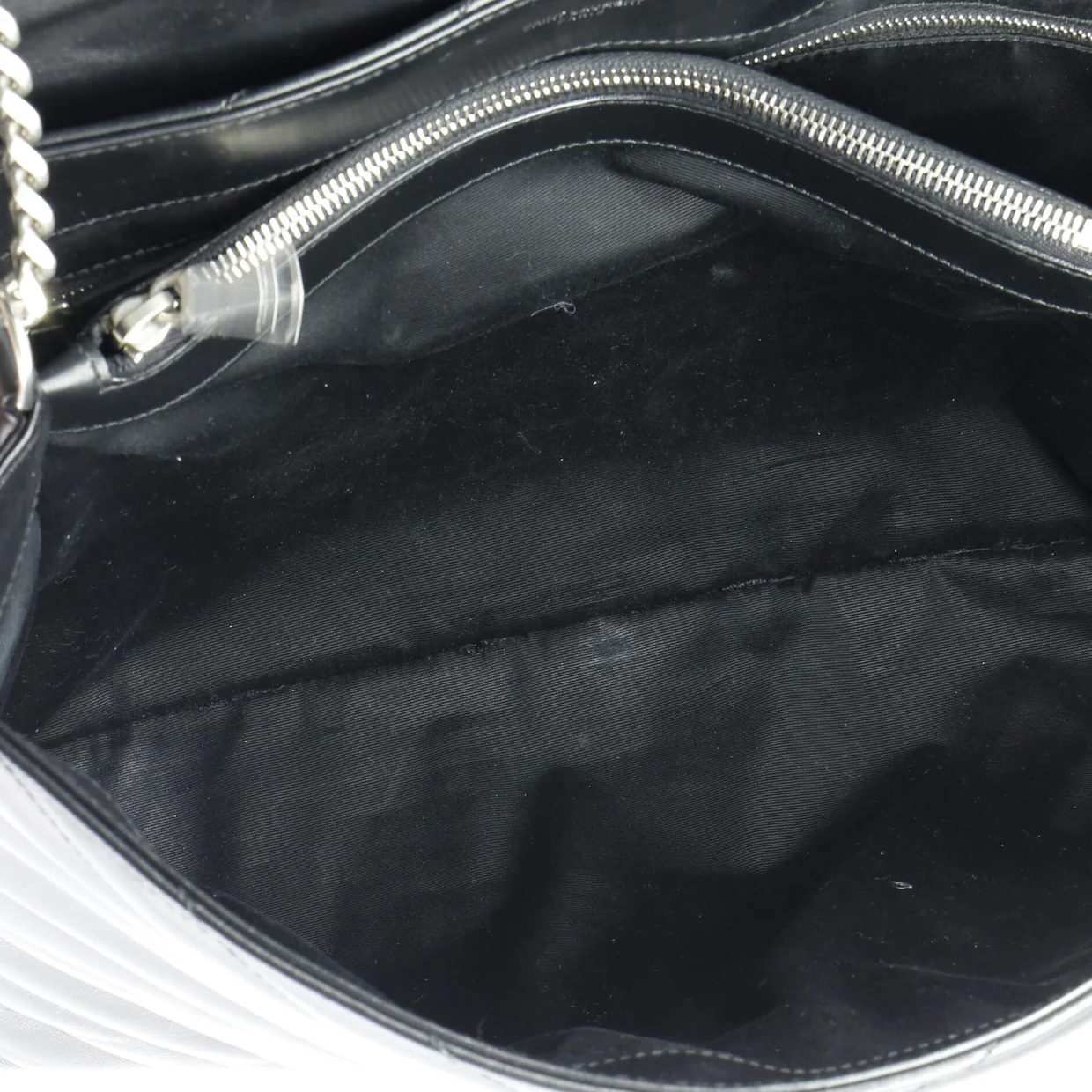 Loulou Shoulder Bag Matelasse Chevron Leather Large - Deep Luxury