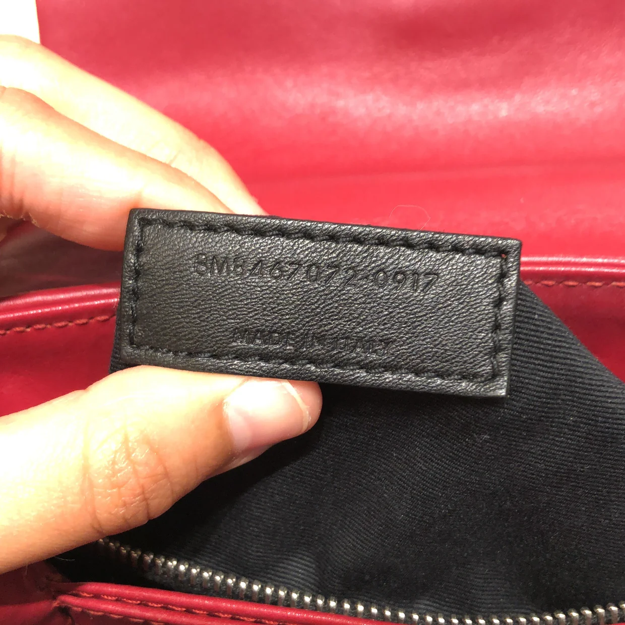 Loulou Shoulder Bag Matelasse Chevron Leather Toy - Deep Luxury