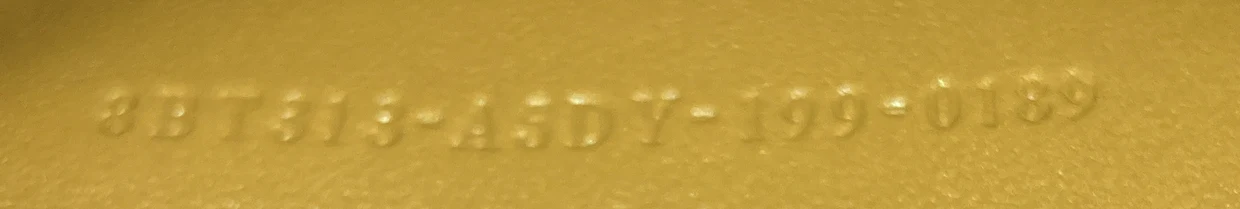 Kan U Shoulder Bag Leather Medium - Deep Luxury