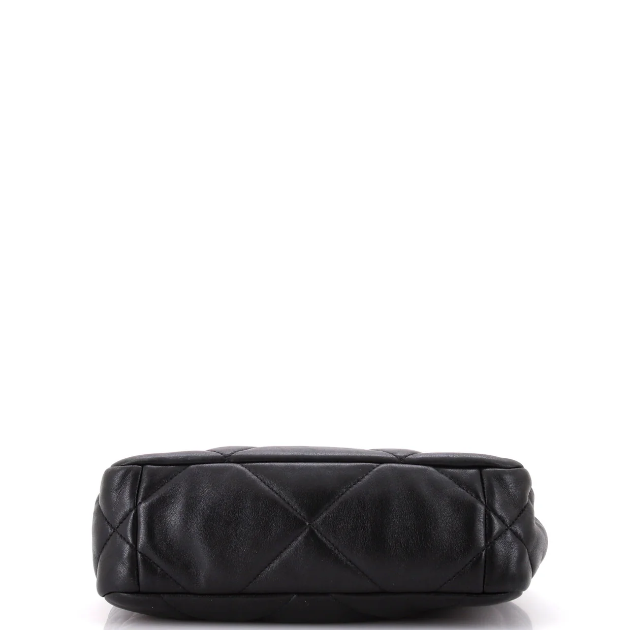 19 Flap Bag Quilted Leather Medium - Deep Luxury