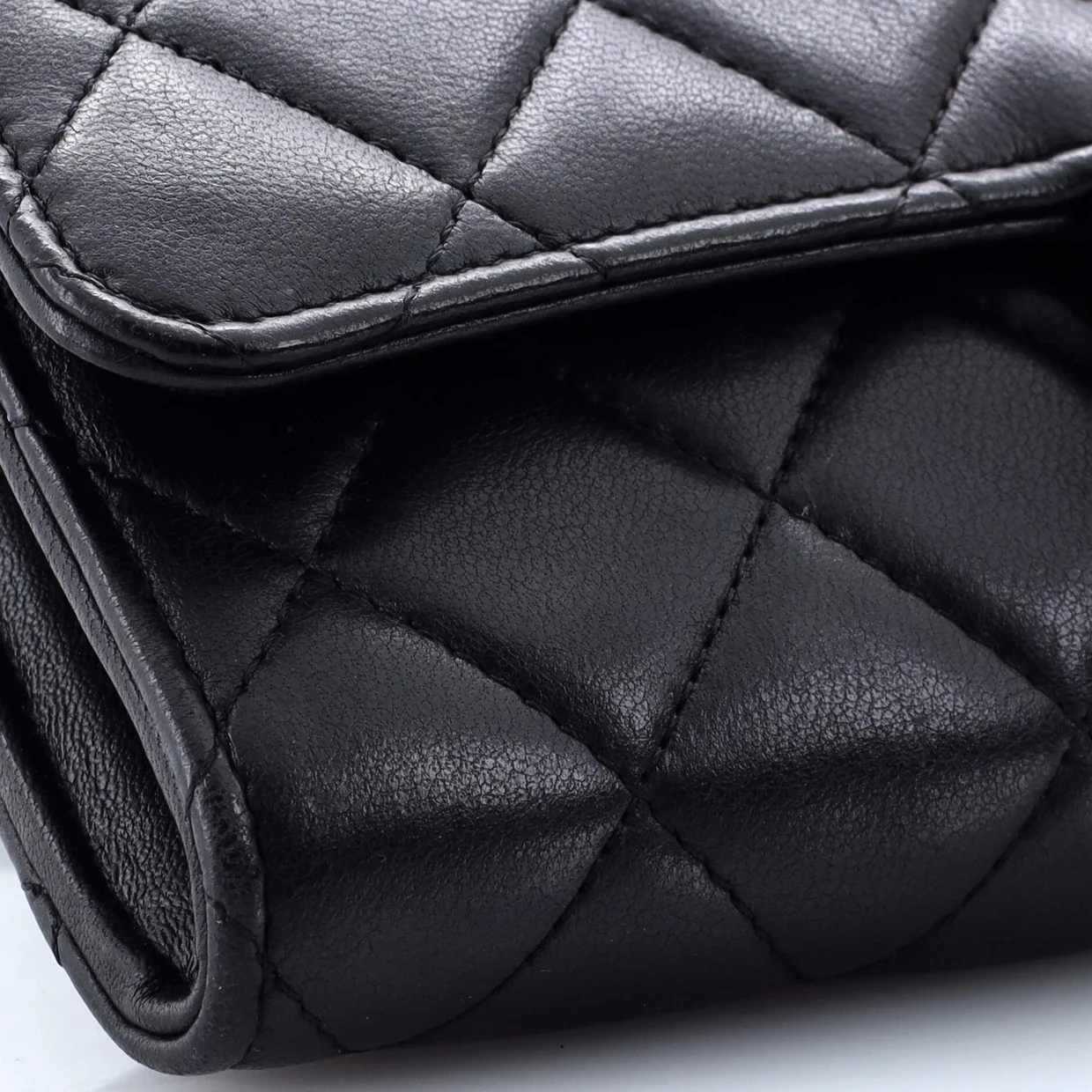 Wallet on Short Chain Quilted Lambskin - Deep Luxury