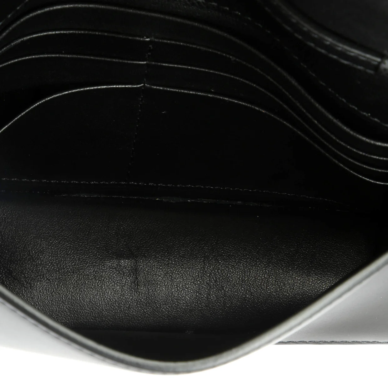 FF Diamonds Wallet on Chain FF Embossed Leather - Deep Luxury