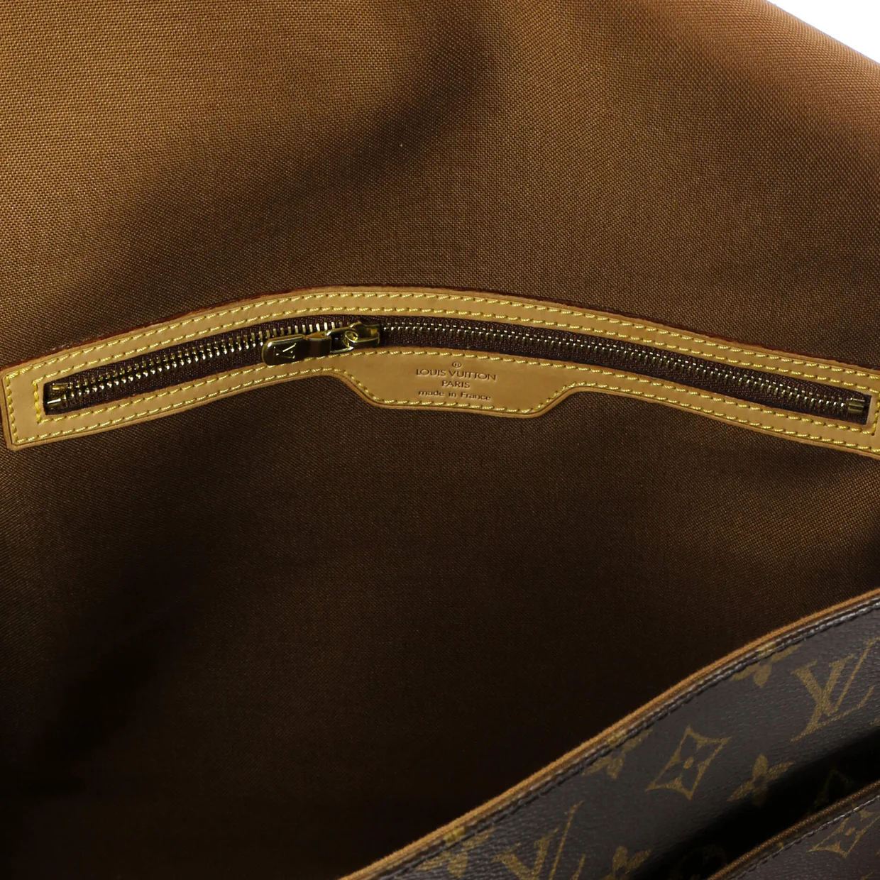 Abbesses Messenger Bag Monogram Canvas - Deep Luxury