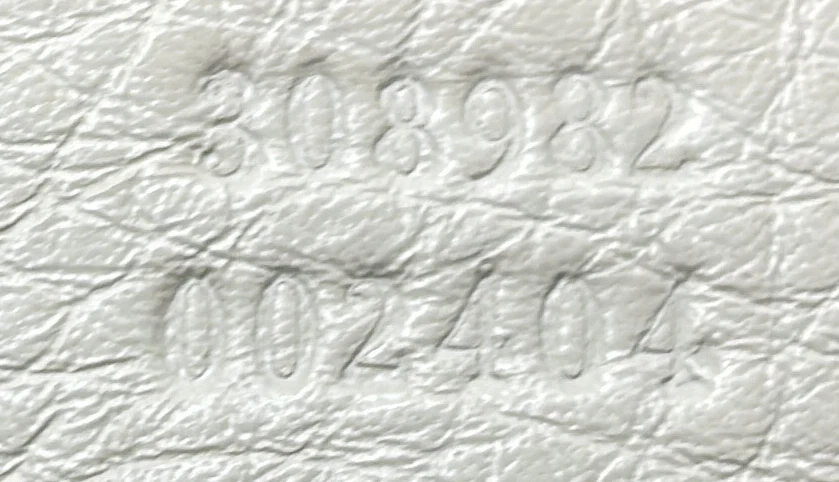 Soho Chain Strap Shoulder Bag Leather Medium - Deep Luxury