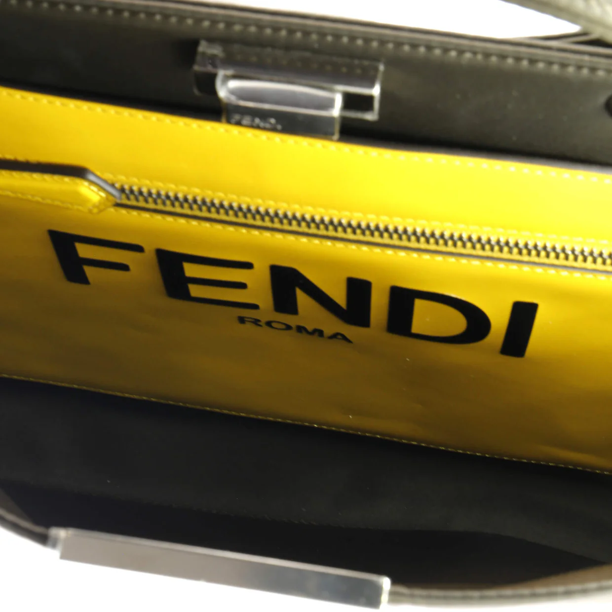 Peekaboo ISeeU Bag Nylon Medium - Deep Luxury