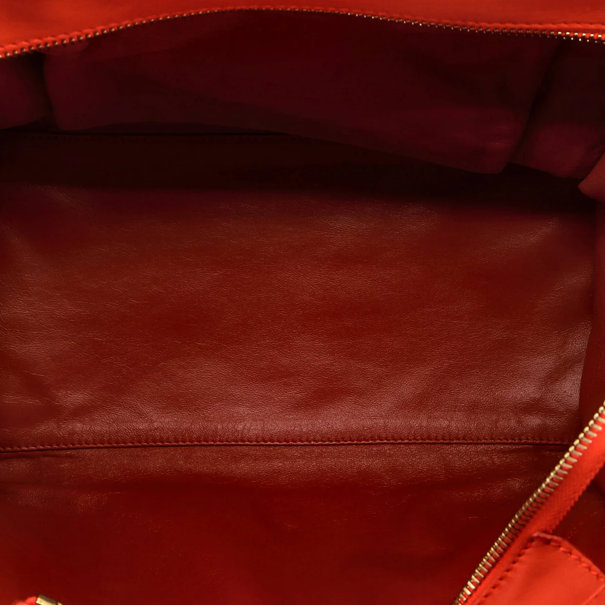 Luggage Bag Smooth Leather Medium - Deep Luxury