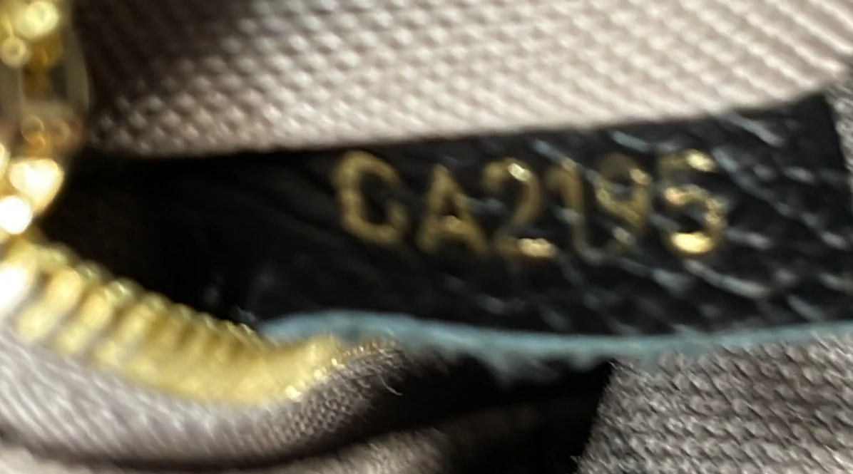 Bagatelle Hobo Monogram Empreinte Leather - Deep Luxury