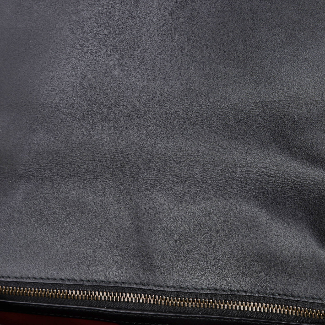 GG Marmont Flap Bag Matelasse Velvet Medium - Deep Luxury