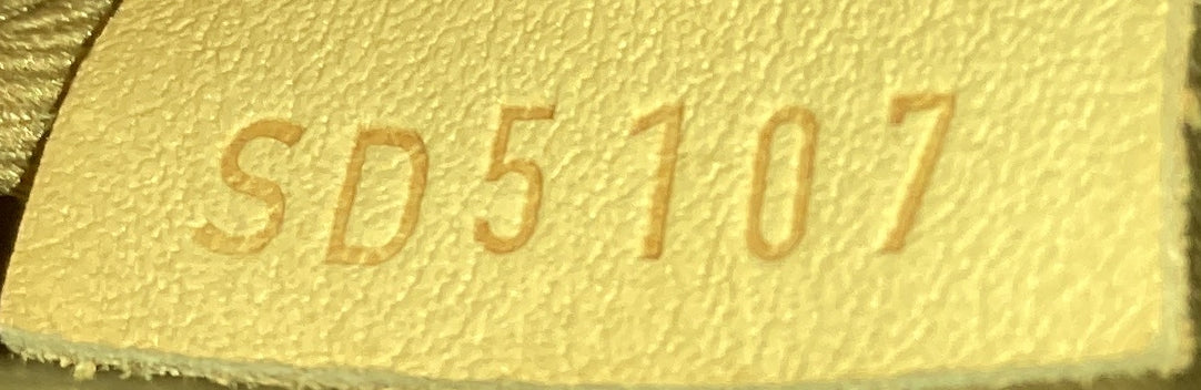 Graceful Handbag Monogram Canvas MM - Deep Luxury