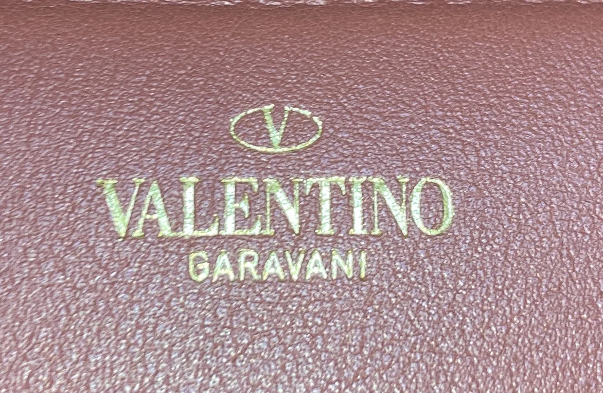 VLogo Loco Flap Shoulder Bag Leather Medium - Deep Luxury