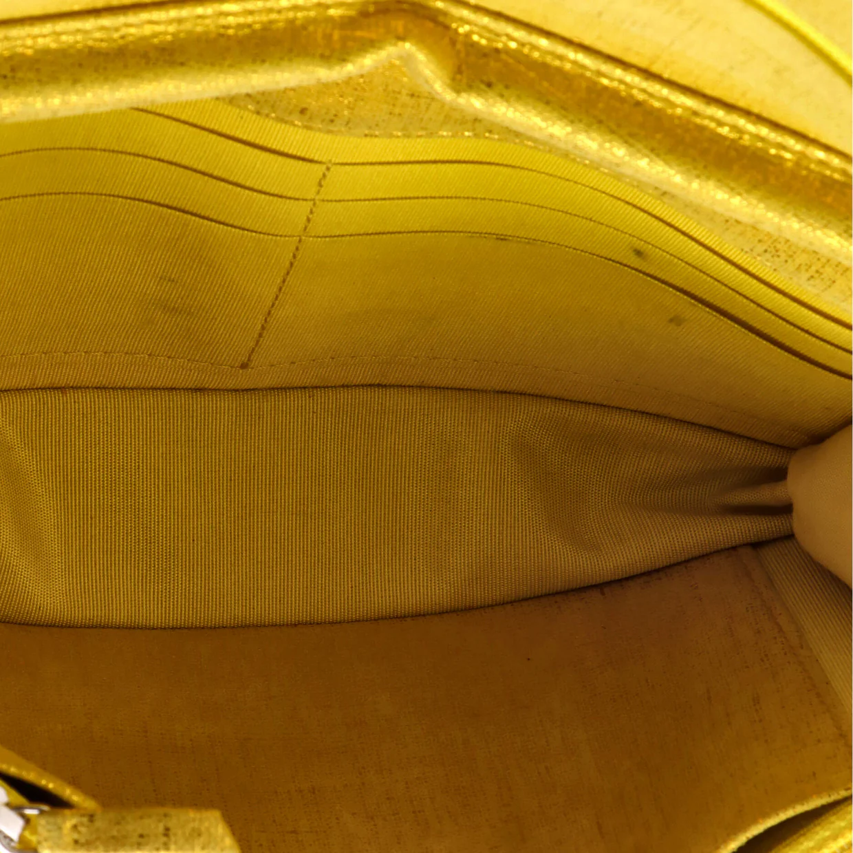 Wallet on Chain Quilted Glitter Fabric - Deep Luxury