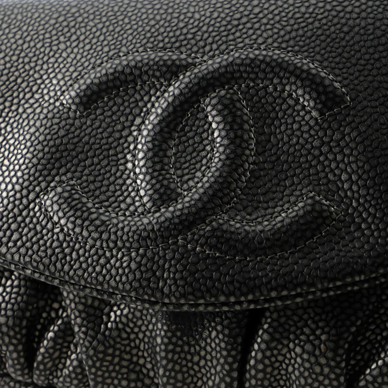 Half Moon Wallet on Chain Caviar - Deep Luxury