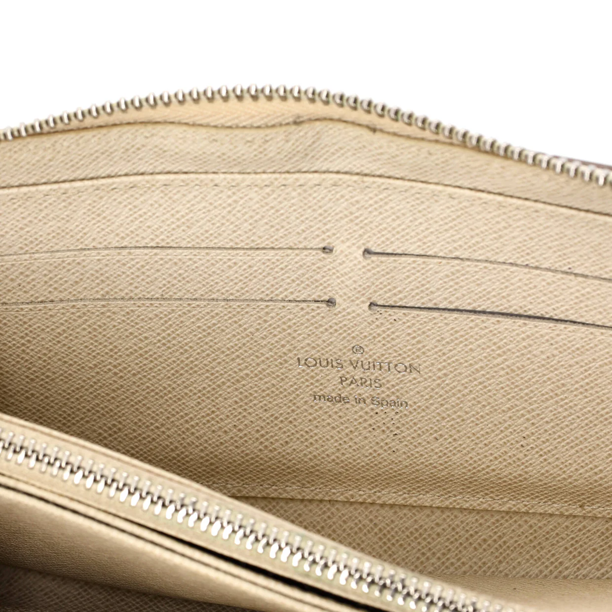 Zippy Wallet Epi Leather - Deep Luxury