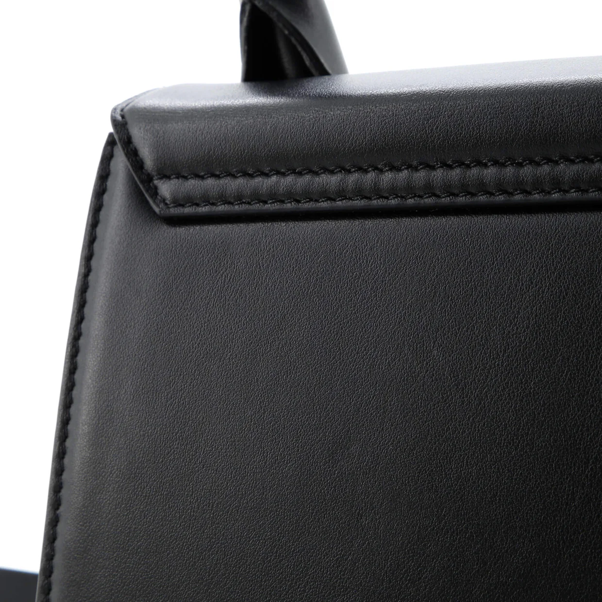 Le Chiquito Moyen Bag Leather Moyen - Deep Luxury