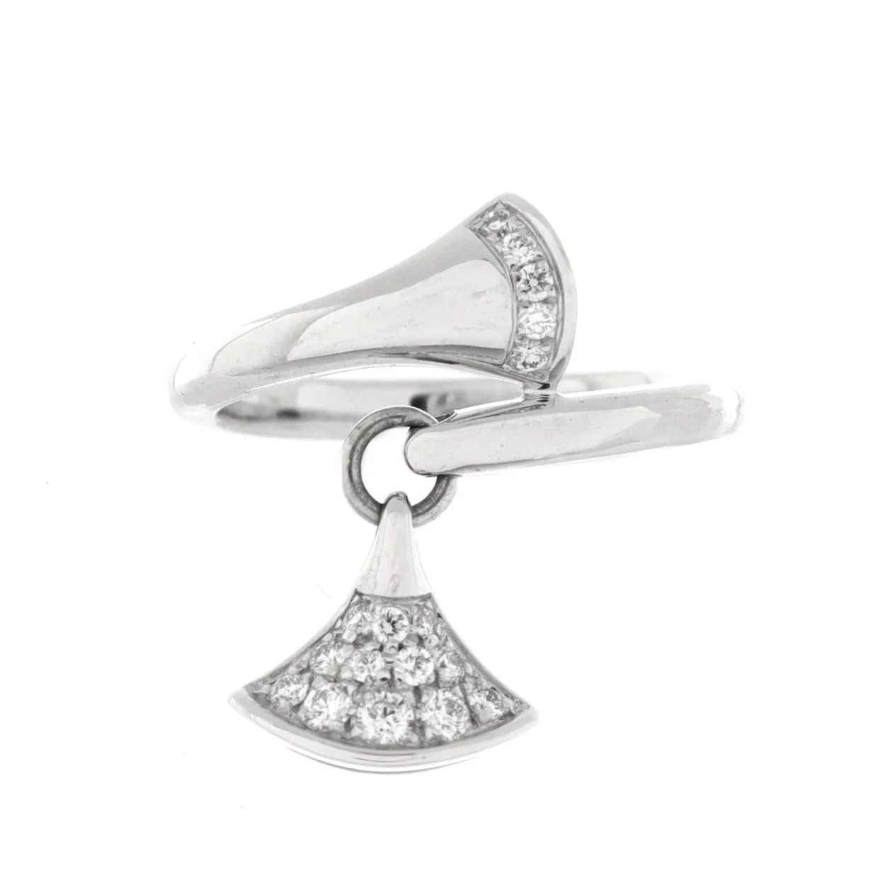 Divas' Dream Charm Ring 18K White Gold with Diamonds - Deep Luxury