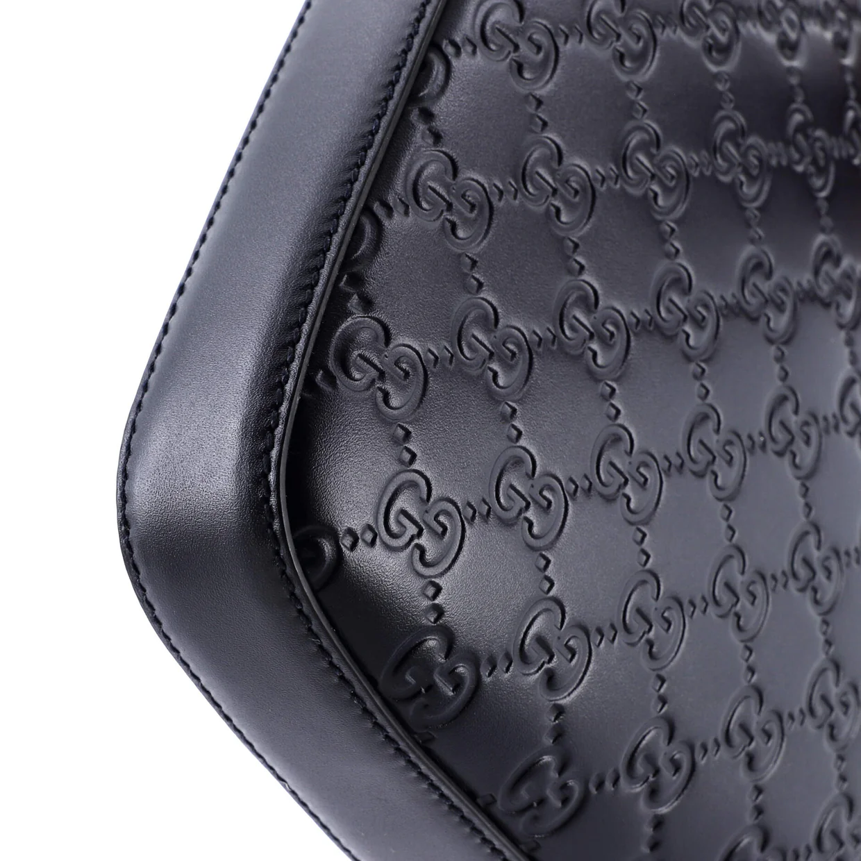 Signature Zip Messenger Bag Guccissima Leather Medium - Deep Luxury