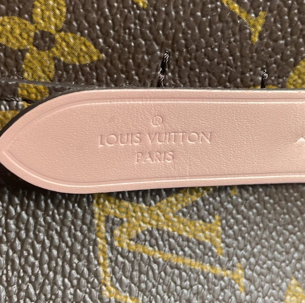 NeoNoe Handbag Monogram Canvas MM - Deep Luxury