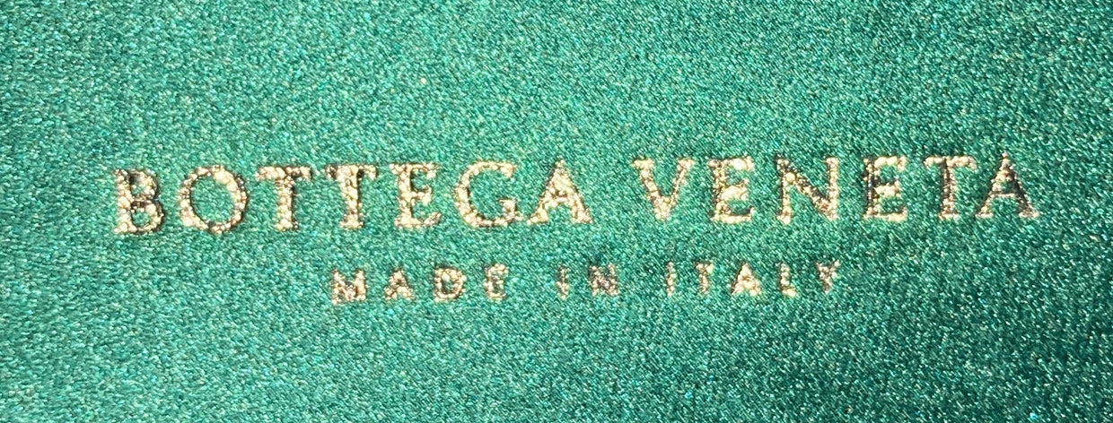 Box Knot Clutch Intrecciato Satin Small - Deep Luxury