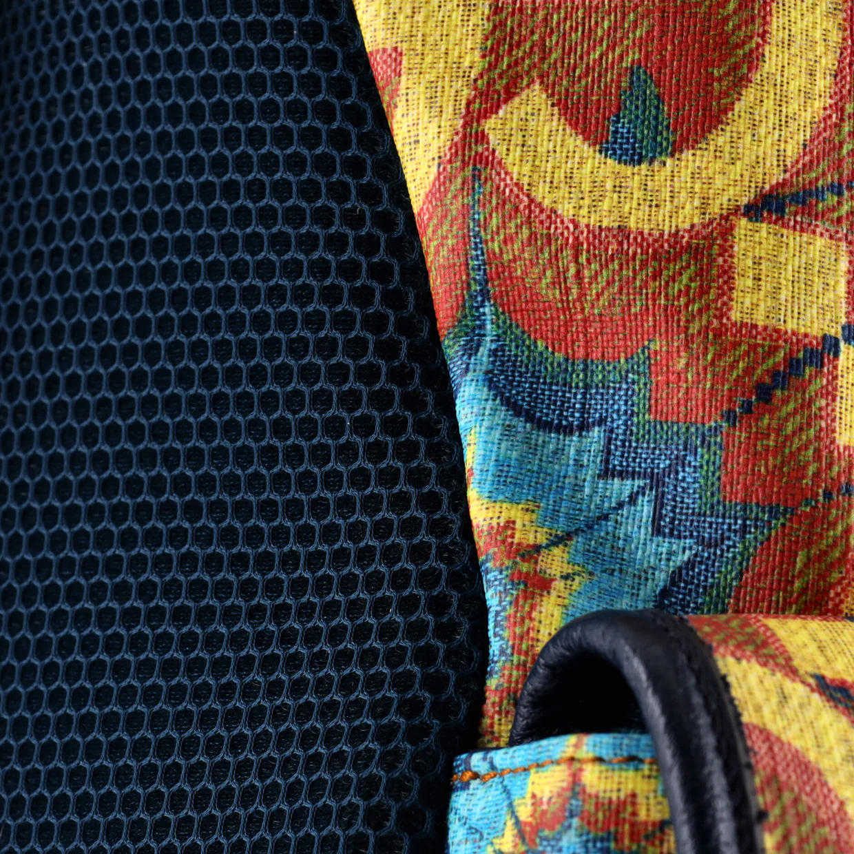 Double Pocket Belt Backpack Kaleidoscope Print GG Coated Canvas Large - Deep Luxury