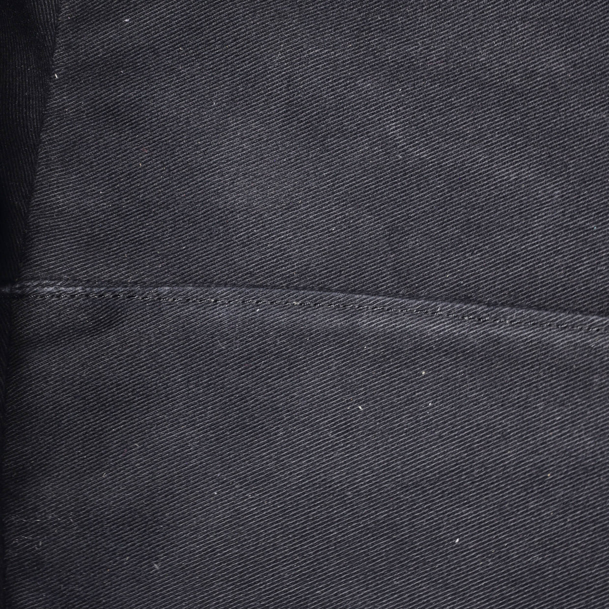 Antigona Bag Leather Medium - Deep Luxury