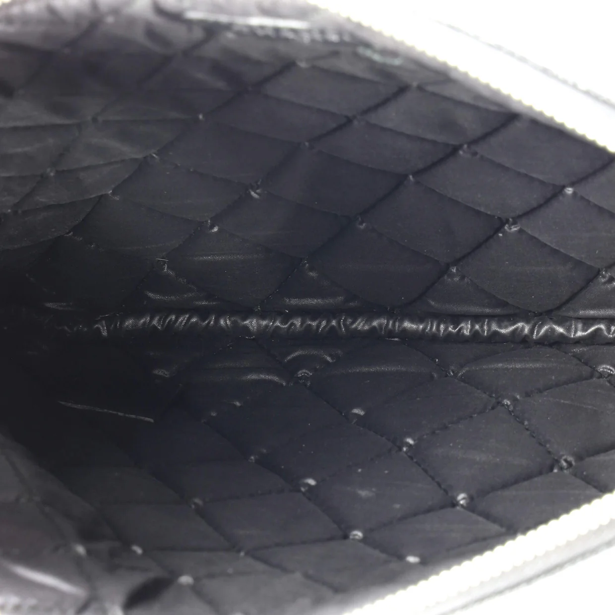 Boy O Case Clutch Quilted Caviar Medium - Deep Luxury