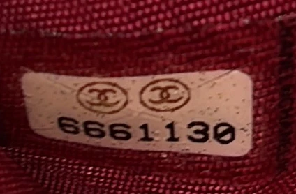 Timeless CC Zipped Wallet Caviar Long - Deep Luxury