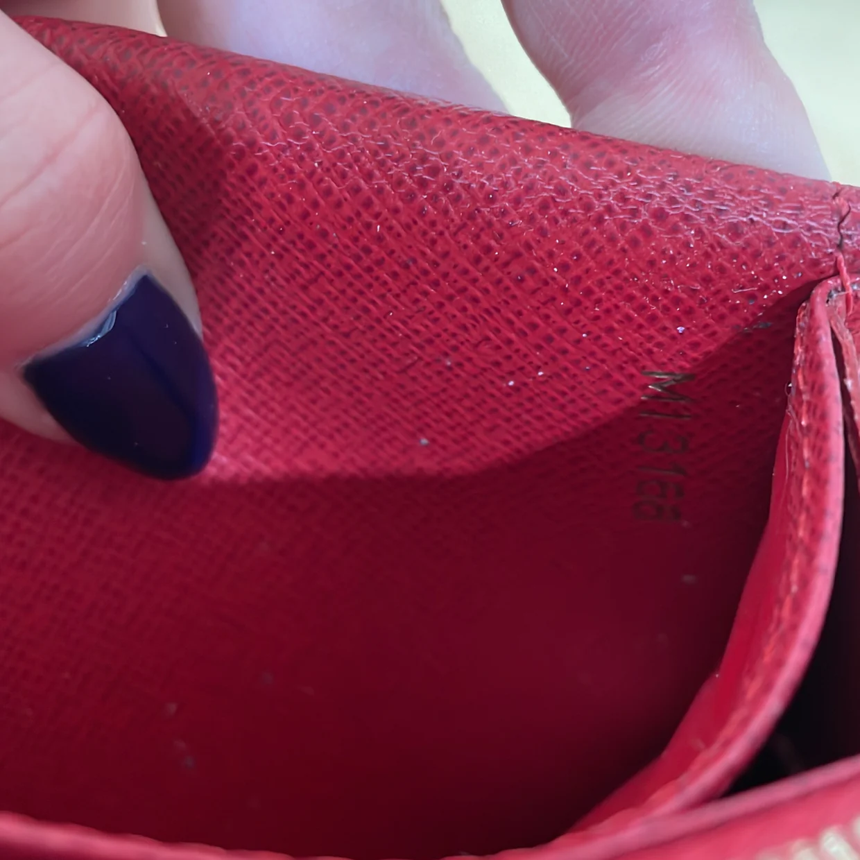 Sarah Wallet NM Studded Damier - Deep Luxury